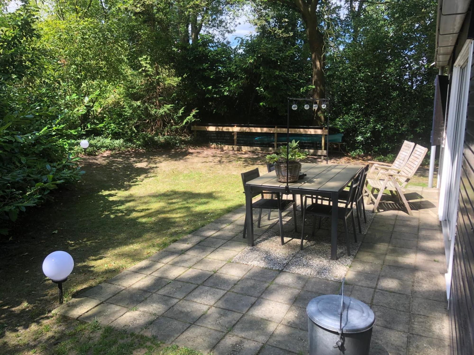 Vakantiehuis De Veldhoen Vrijgelegen Nabij De Rivier De Vecht Beerze Exterior photo